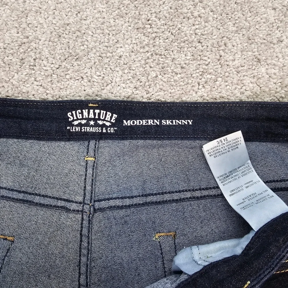 New Signature by Levi Strauss & Co Modern Skinny Jeans Dark Wash Womens Size 24S